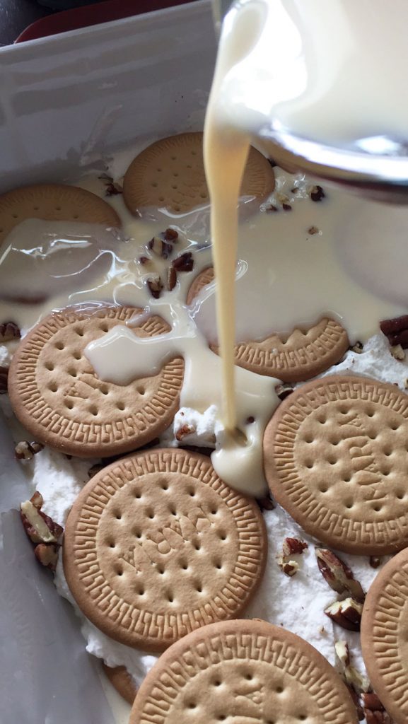 Biscuits Cake - Treats Homemade