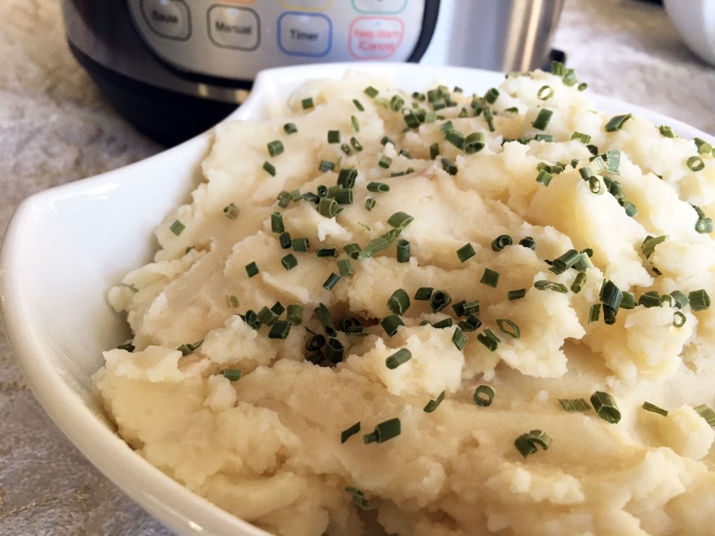 Instant Pot Garlic Mashed Potatoes