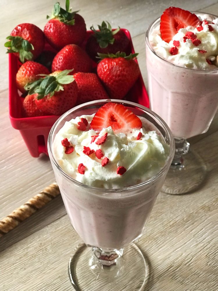 Strawberry Milkshakes for Canada Day!