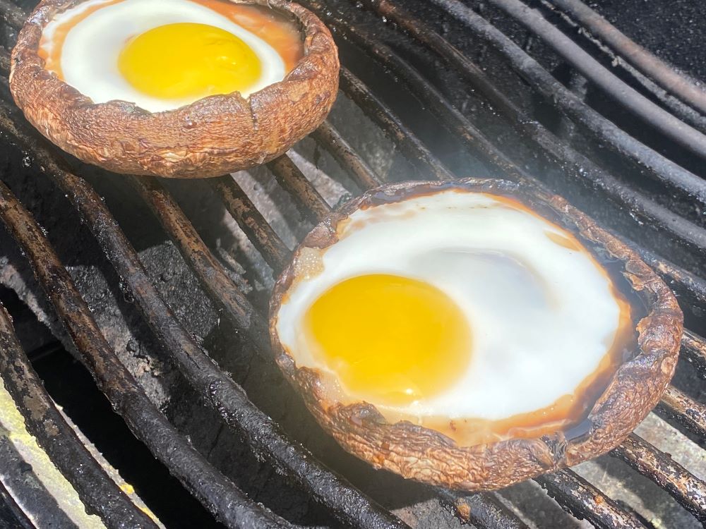 Grilled Mushroom Eggs