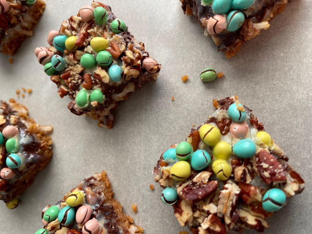 Mini Egg Magic Bars