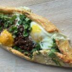 egg and beef flatbread